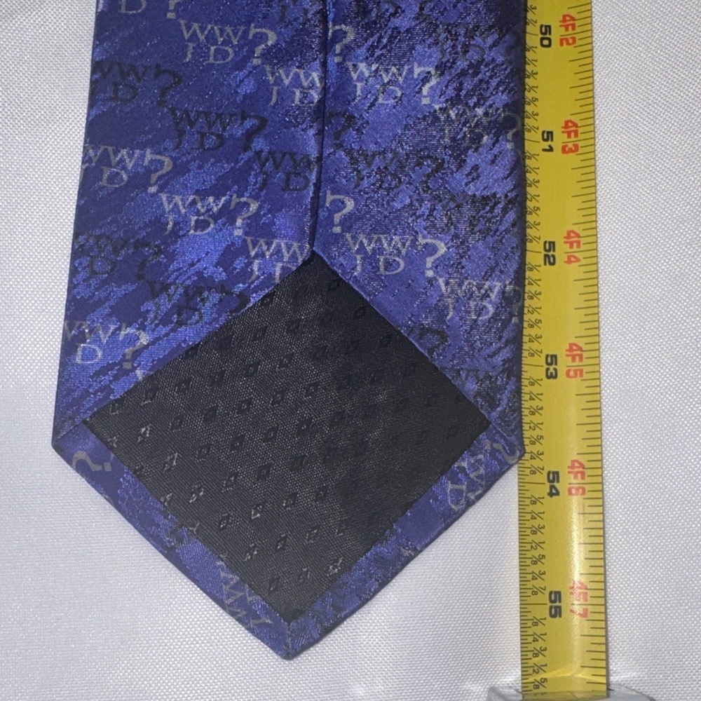 What Would Jesus Do Patterned Tie - Picture 11 of 12